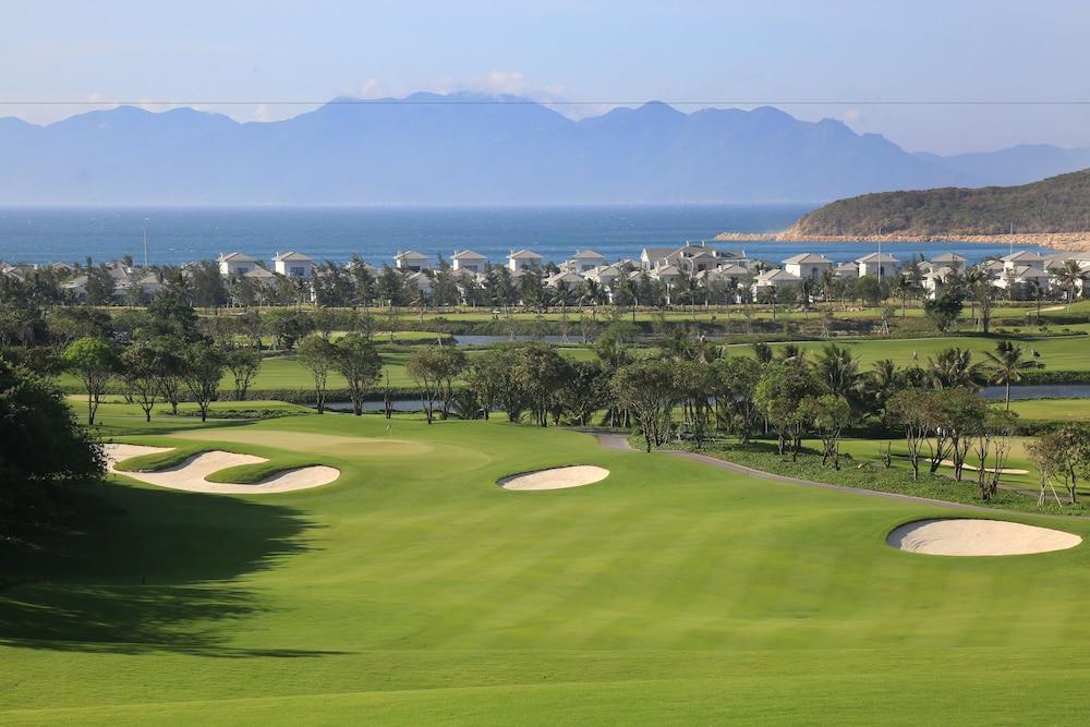 Melia Vinpearl Cam Ranh Beach Resort Exteriör bild