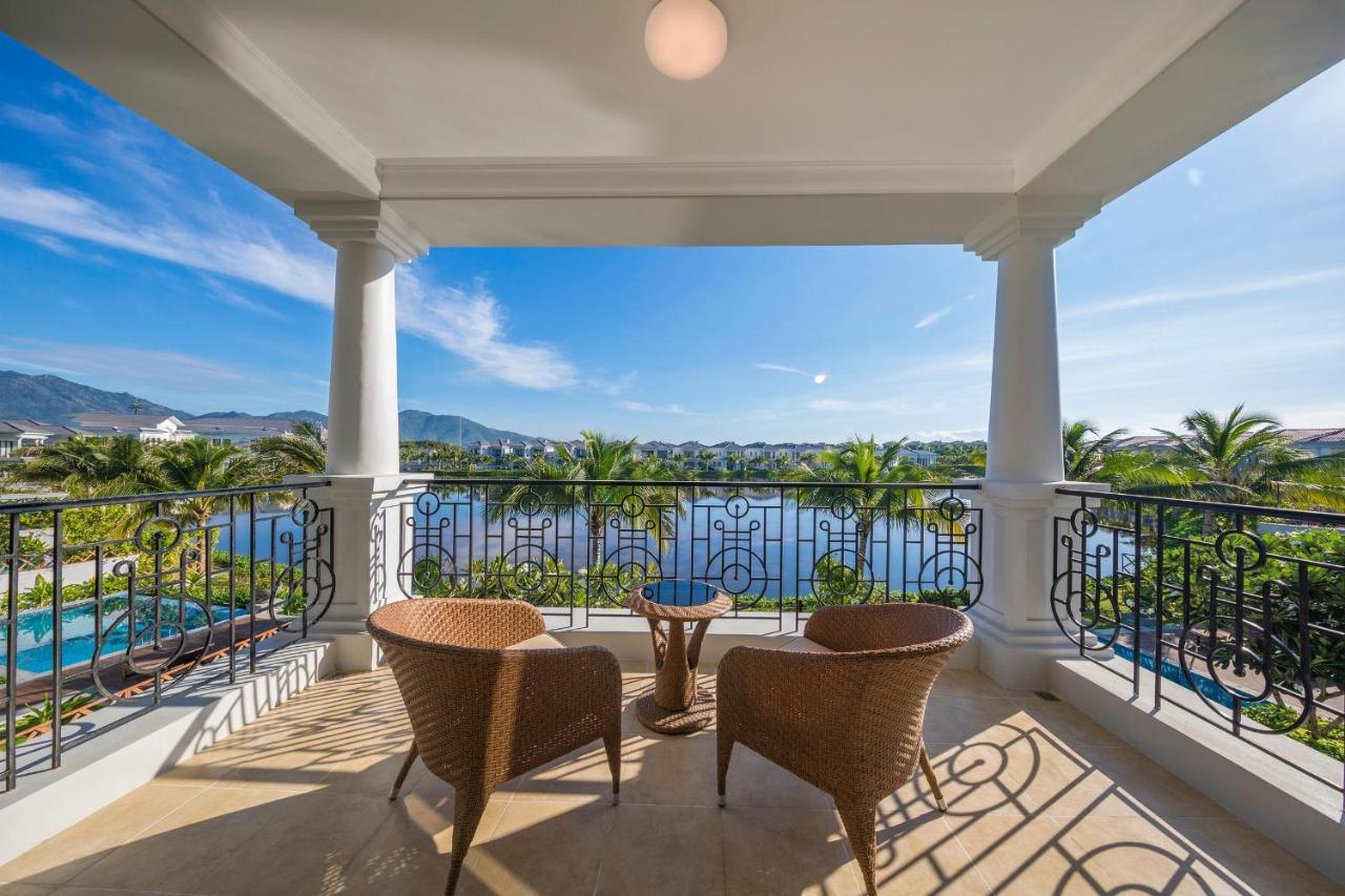 Melia Vinpearl Cam Ranh Beach Resort Exteriör bild