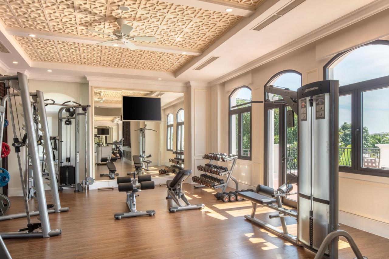 Melia Vinpearl Cam Ranh Beach Resort Exteriör bild