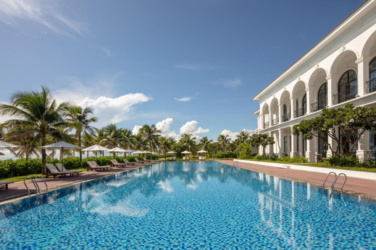 Melia Vinpearl Cam Ranh Beach Resort Exteriör bild