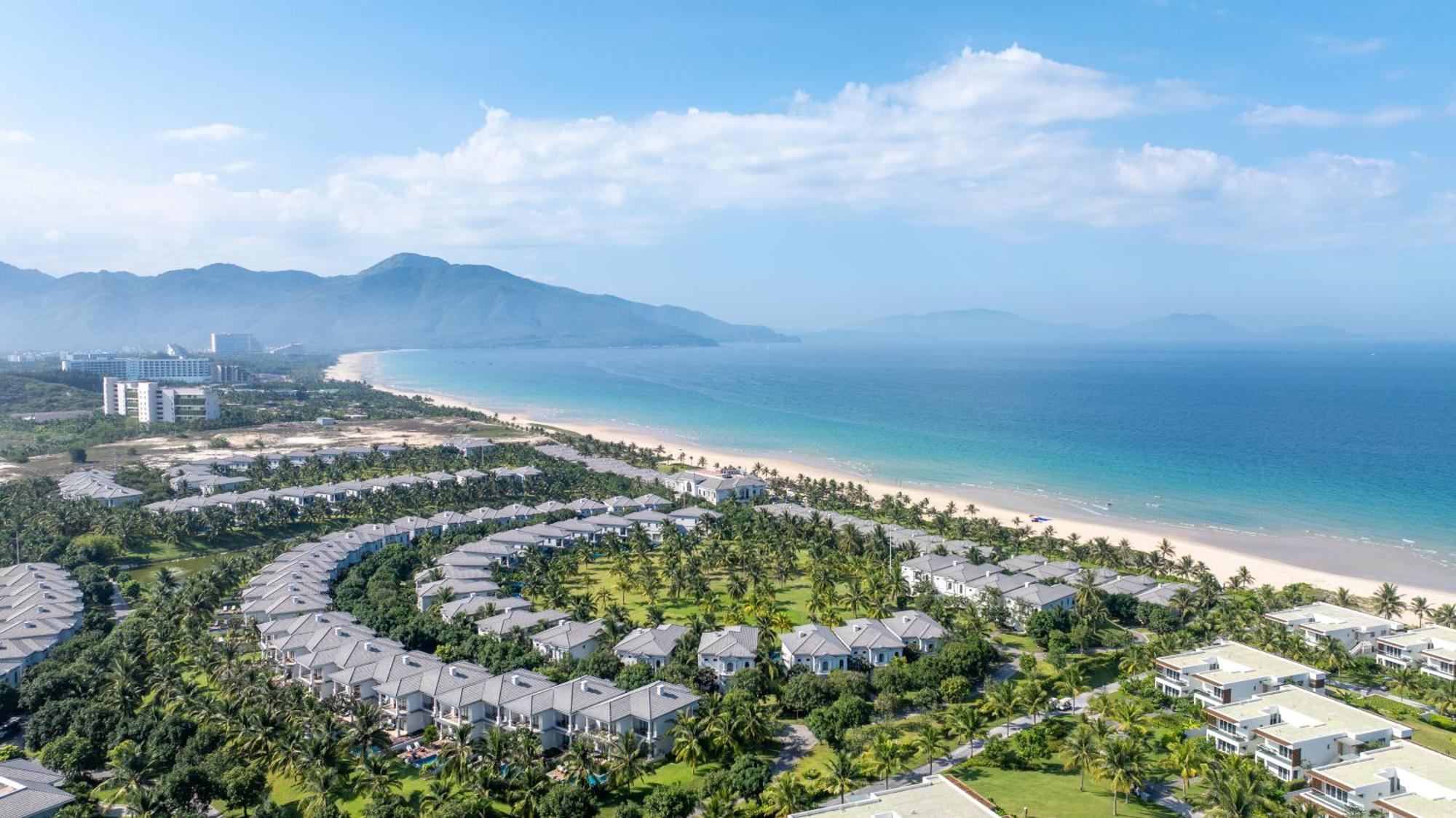 Melia Vinpearl Cam Ranh Beach Resort Exteriör bild