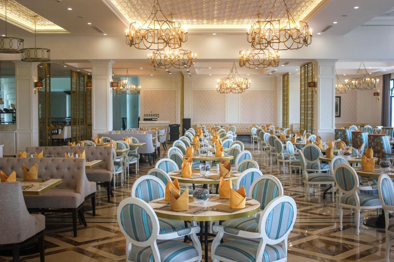 Melia Vinpearl Cam Ranh Beach Resort Exteriör bild